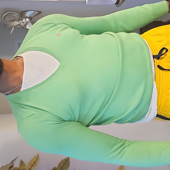 Nothing - Picture 3 of 4